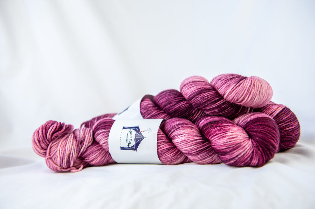 Circus Tonic Handmade - Gwendolyn - Pageant DK