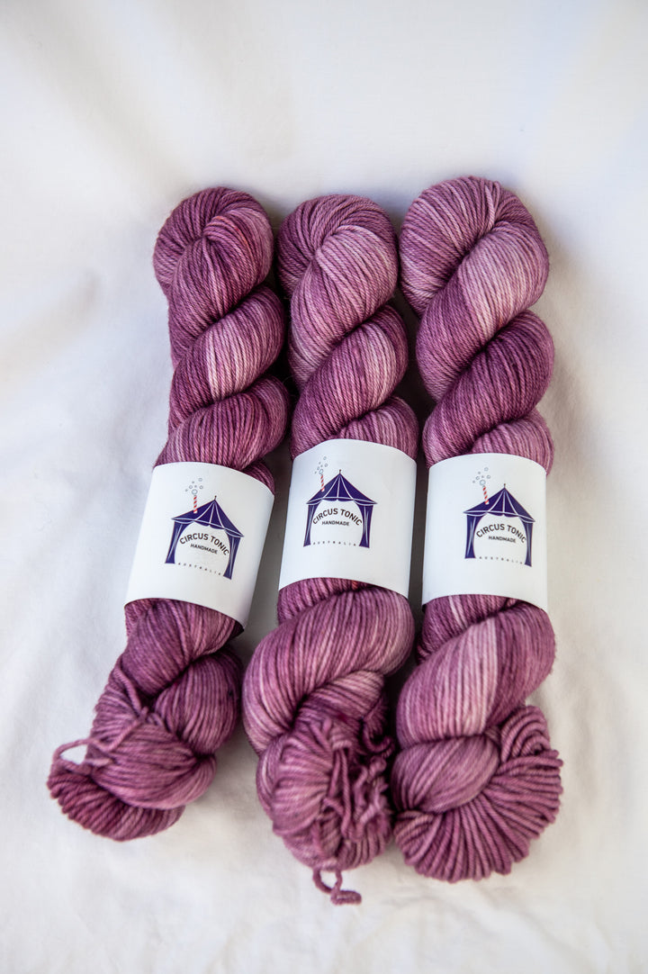 Circus Tonic Handmade - Aster - Pageant DK