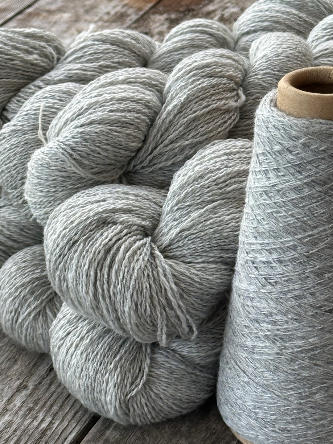 Great Ocean Road Woolen Mill - Light Grey - La Bella Fingering